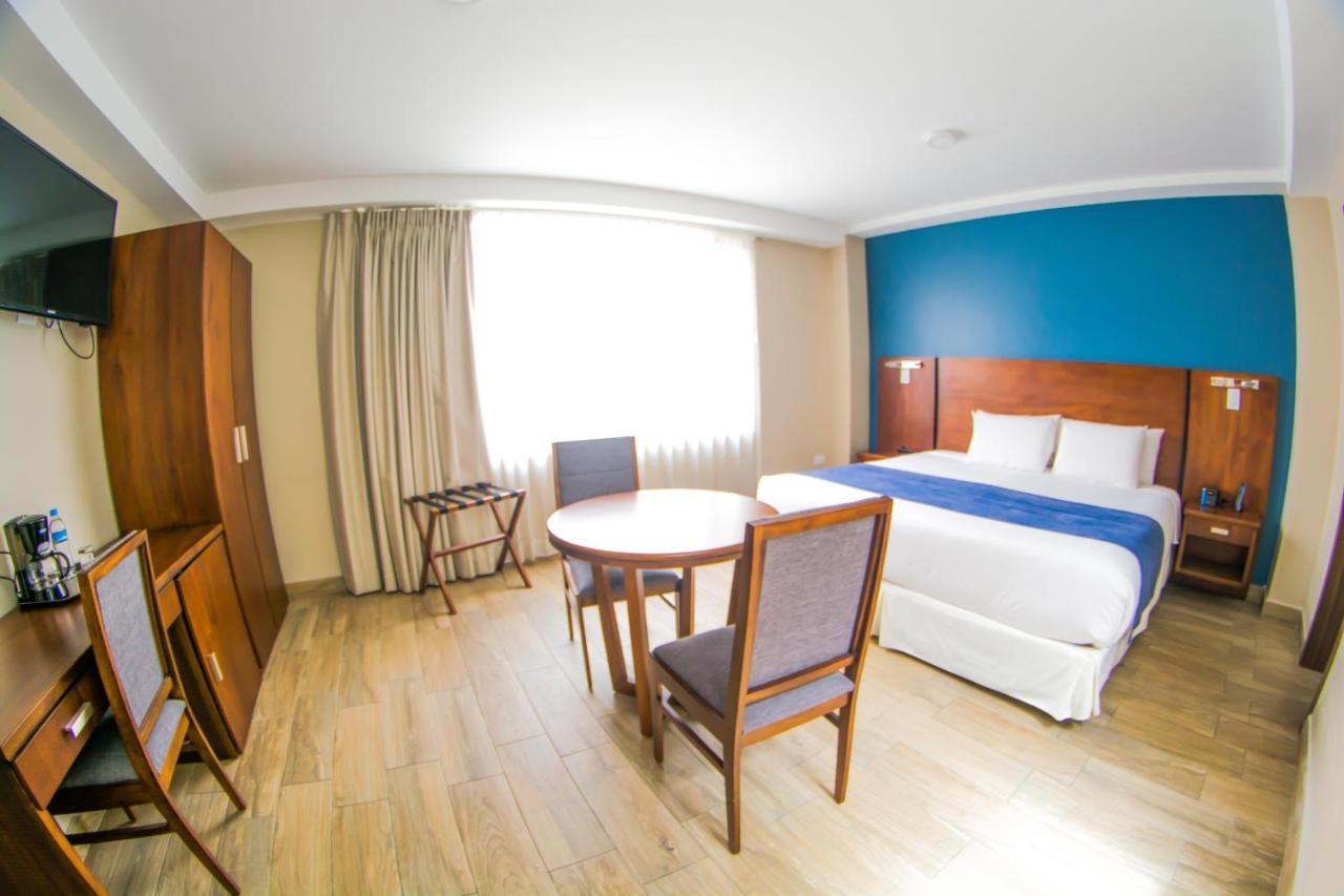 Hotel San Agustin Plaza Latacunga Dış mekan fotoğraf