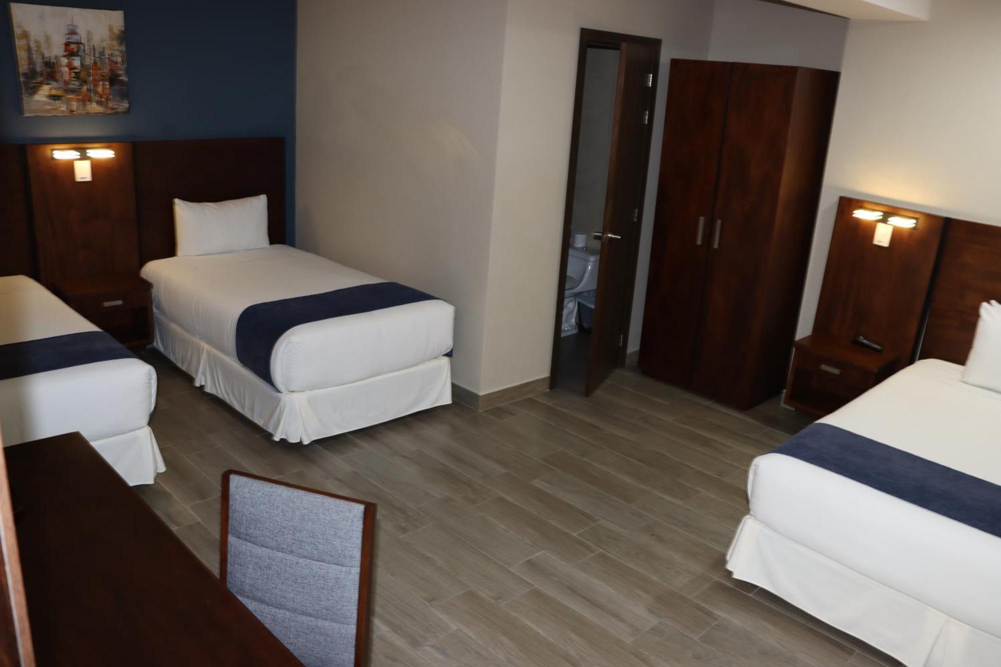 Hotel San Agustin Plaza Latacunga Dış mekan fotoğraf