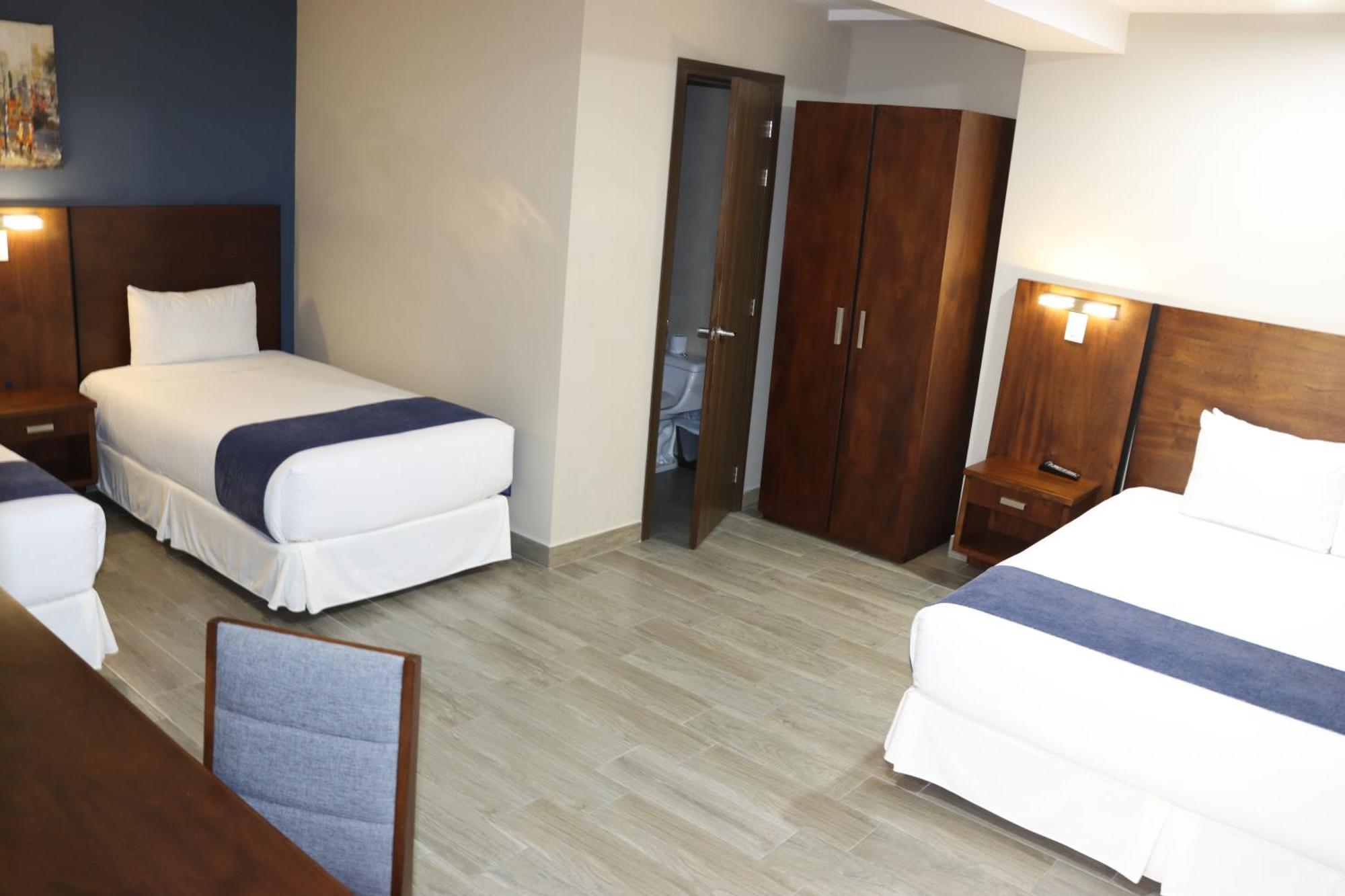 Hotel San Agustin Plaza Latacunga Dış mekan fotoğraf