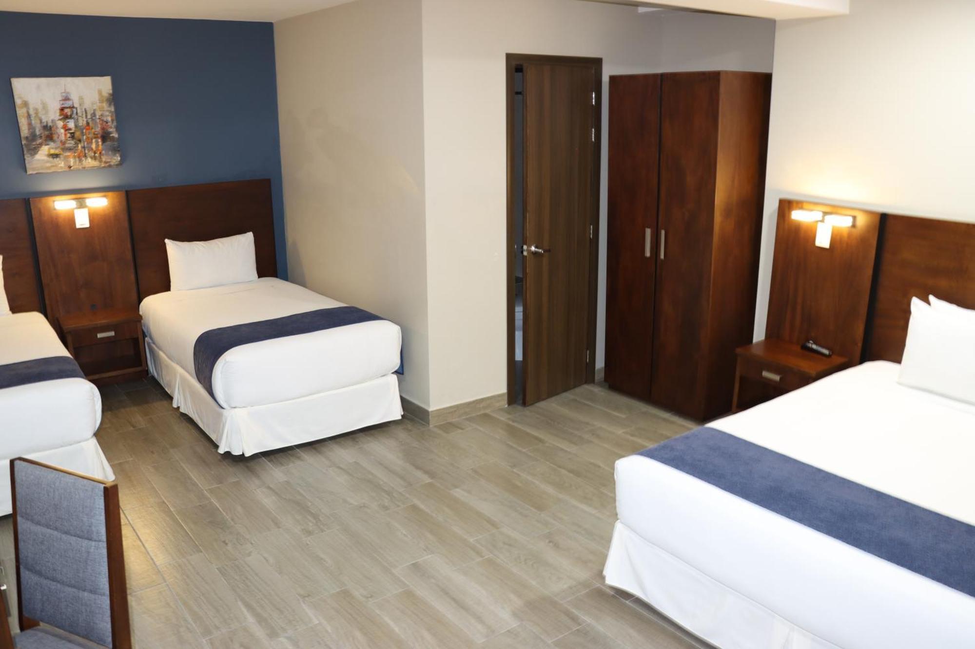Hotel San Agustin Plaza Latacunga Dış mekan fotoğraf