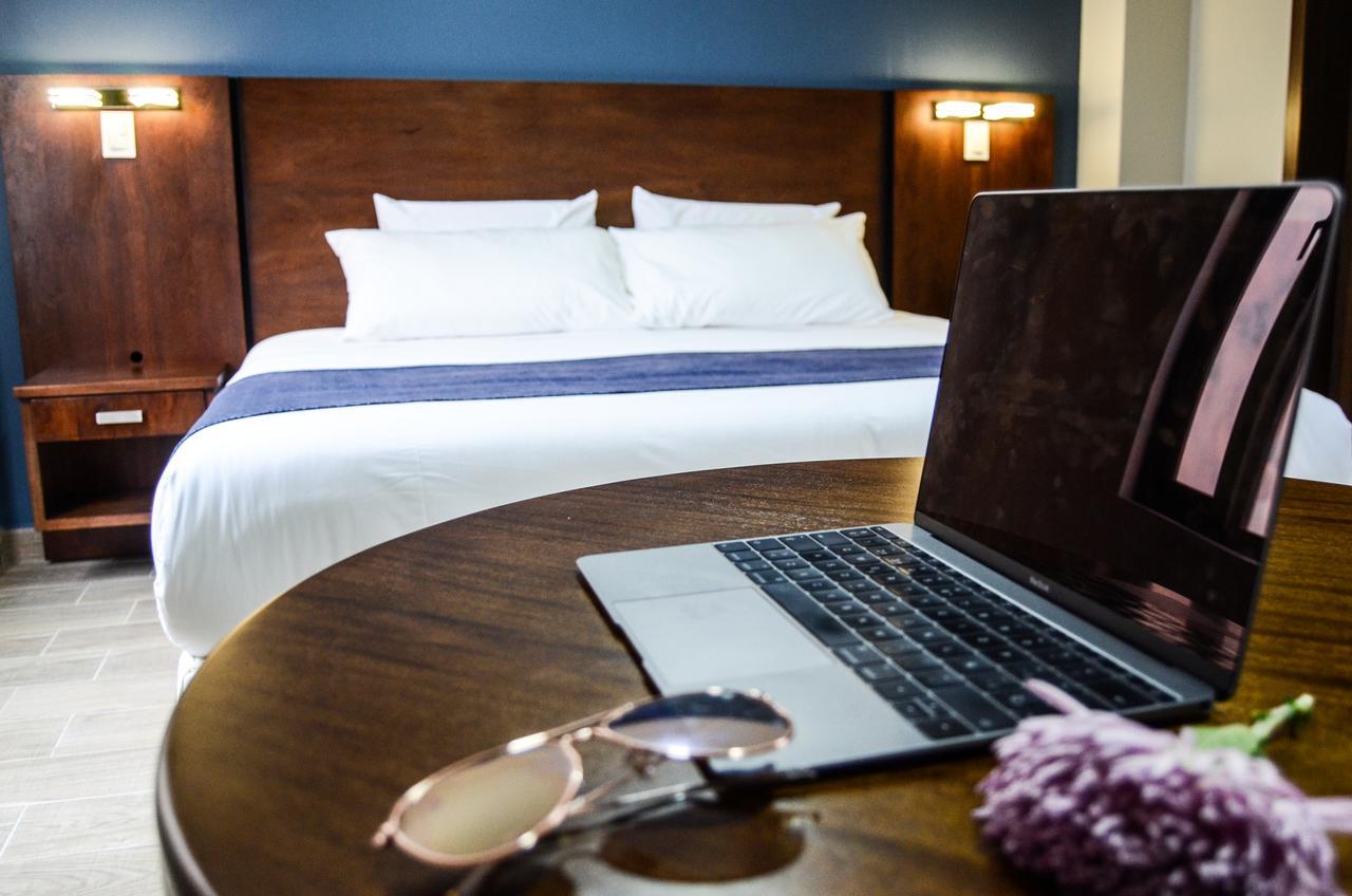 Hotel San Agustin Plaza Latacunga Dış mekan fotoğraf